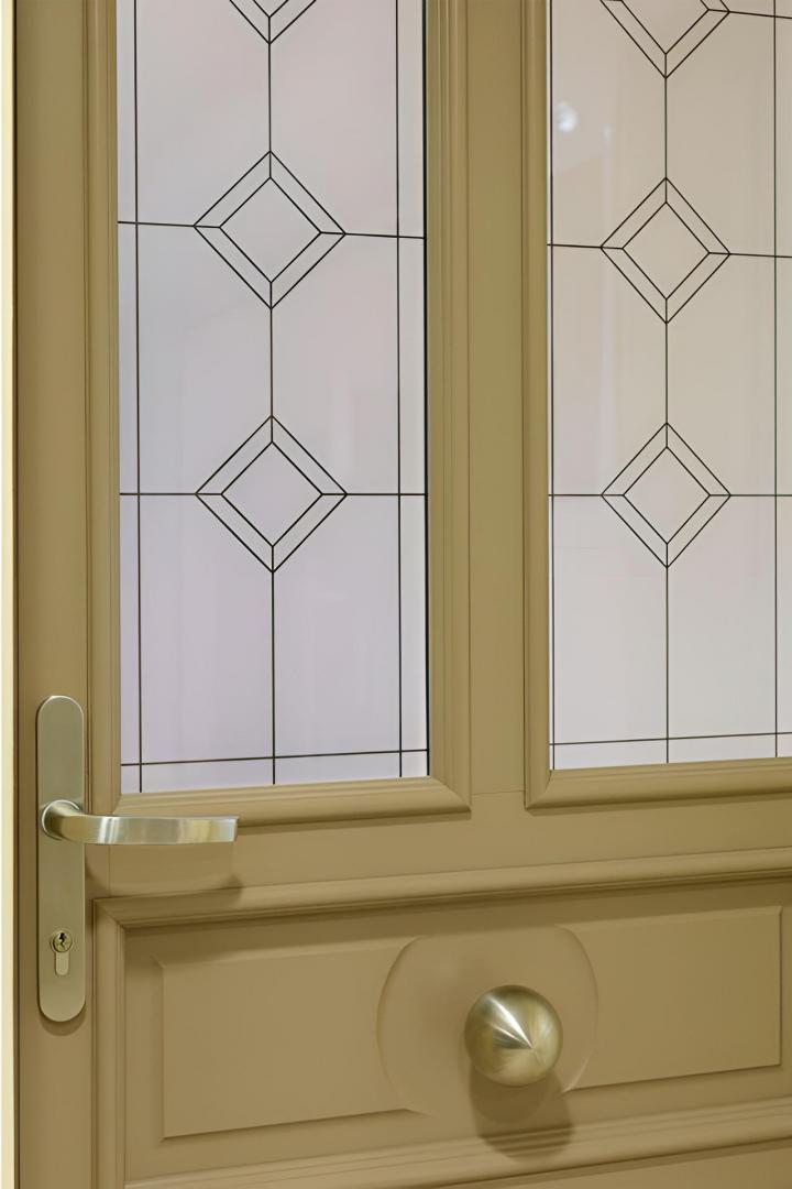 Spécialiste en porte d'entrée alu Laon