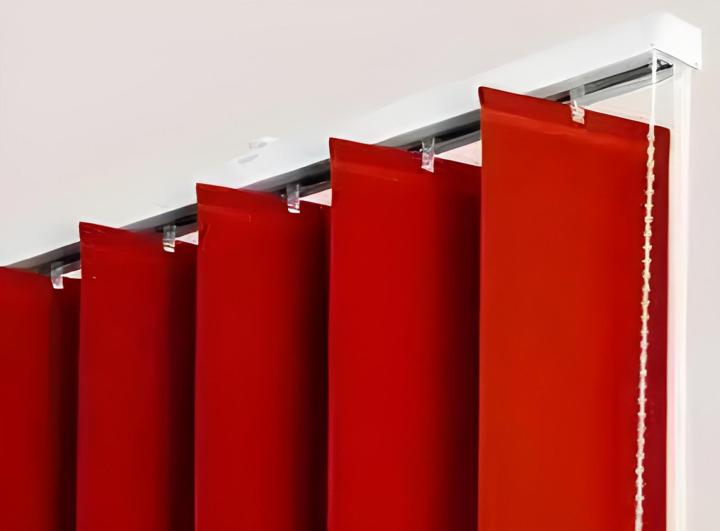 Store à bandes verticales Laon